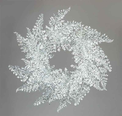 Венок декоративный из листьев папоротника "Адиантум" серебряный 41 см